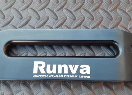 RUNVA Black Coated Aluminium Hawse Fairlead for use on a 8000/9500/12000/13000lbs size winch